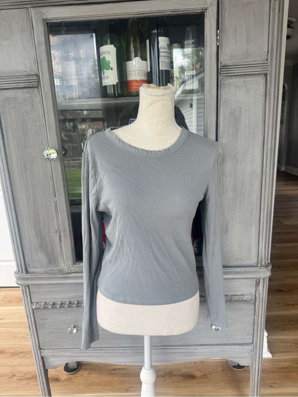 Women's Long Sleeve Crewneck Top